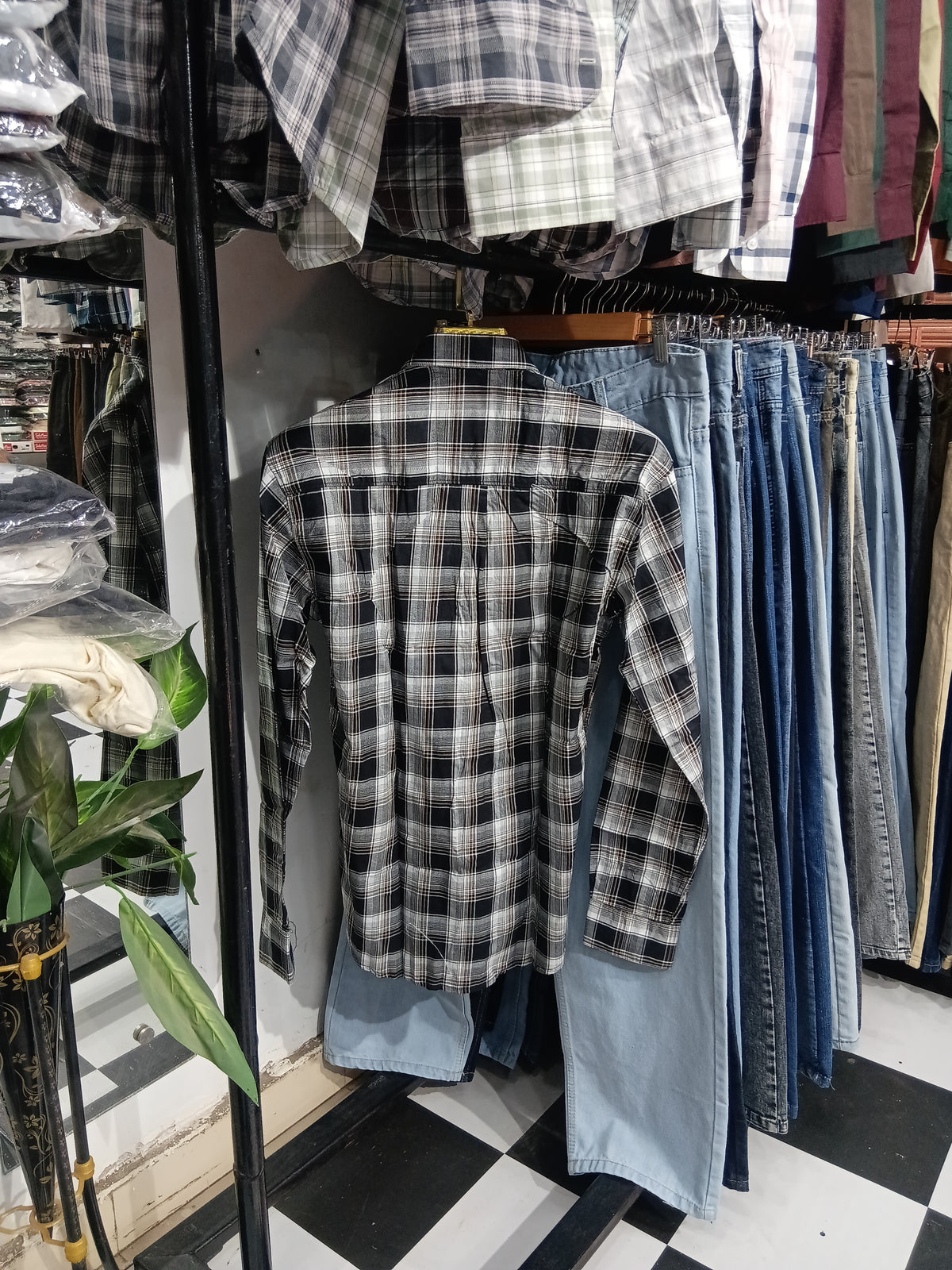 Black white shade check shirt